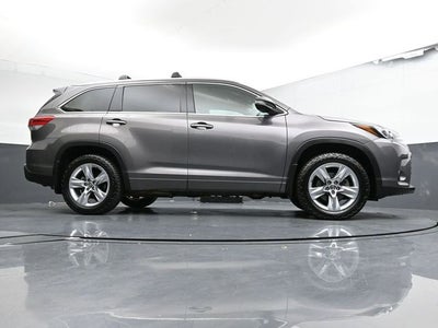 2017 Toyota Highlander Limited