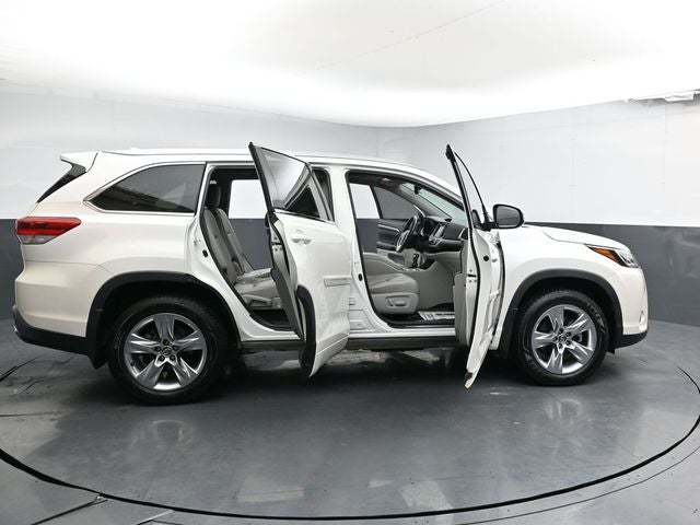 2017 Toyota Highlander Limited
