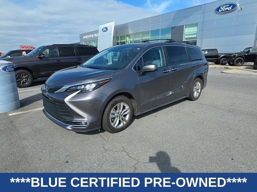 2024 Toyota Sienna XLE