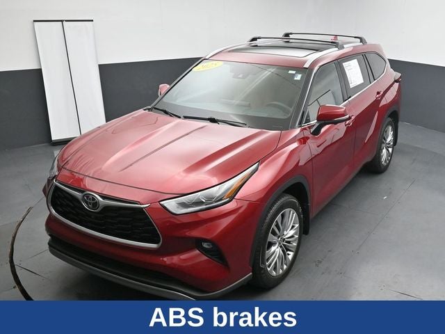 2025 Toyota Highlander Platinum