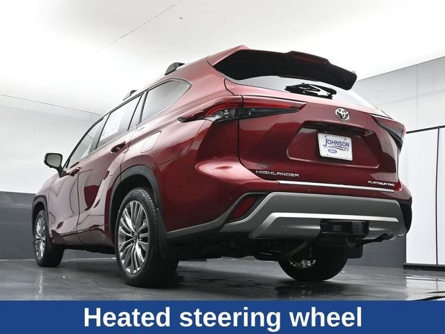 2025 Toyota Highlander Platinum