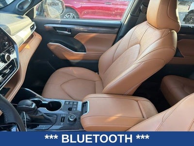 2025 Toyota Highlander Platinum