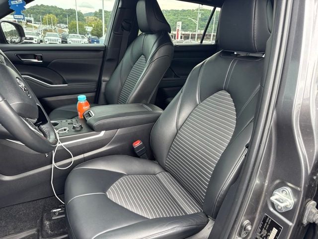 2024 Toyota Highlander XSE