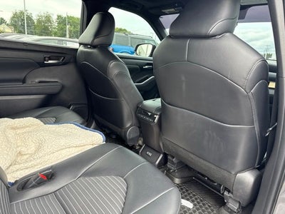 2024 Toyota Highlander XSE