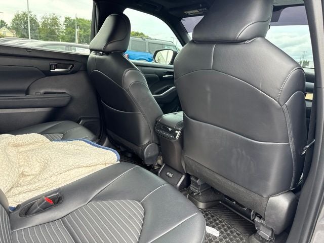 2024 Toyota Highlander XSE