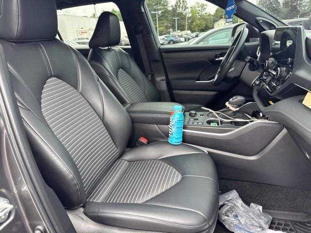 2024 Toyota Highlander XSE