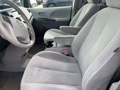 2012 Toyota Sienna LE