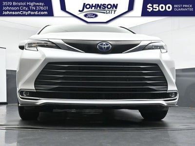 2024 Toyota Sienna XLE