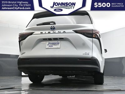 2024 Toyota Sienna XLE