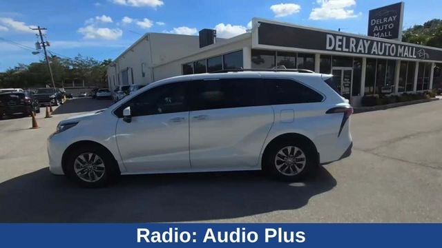 2024 Toyota Sienna XLE