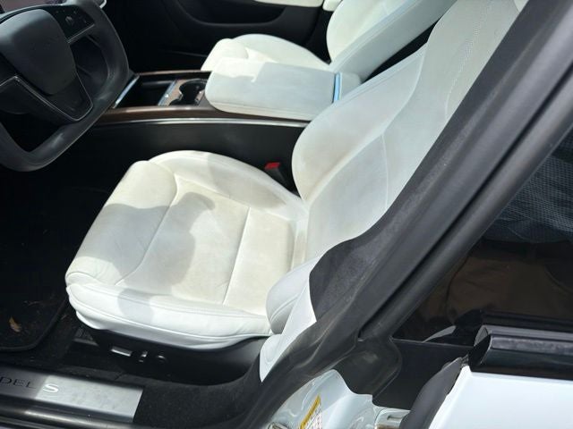 2022 Tesla Model S Base