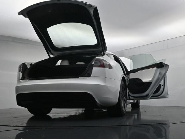 2022 Tesla Model S Base