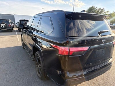 2024 Toyota Sequoia SR5