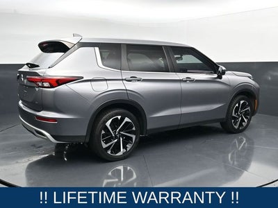 2022 Mitsubishi Outlander SE