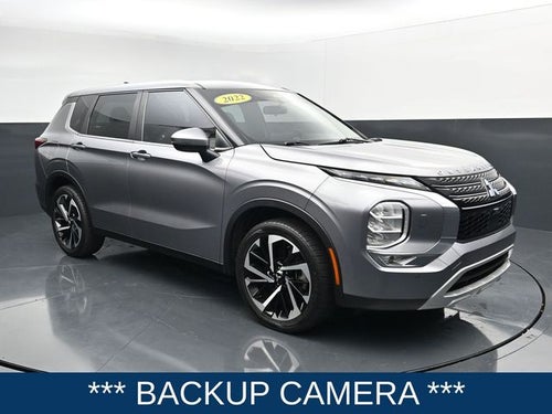 2022 Mitsubishi Outlander SE