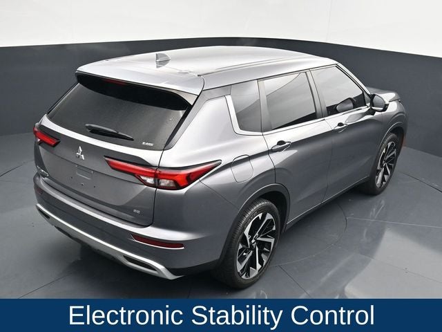 2022 Mitsubishi Outlander SE