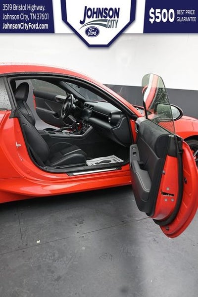2025 Toyota GR86 Premium