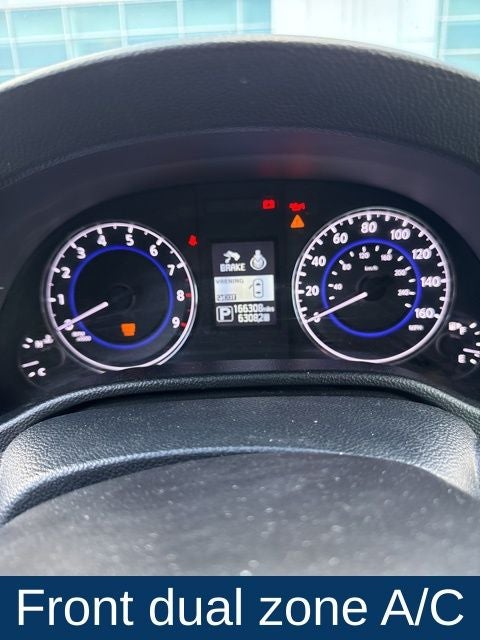 2015 INFINITI Q60 Base