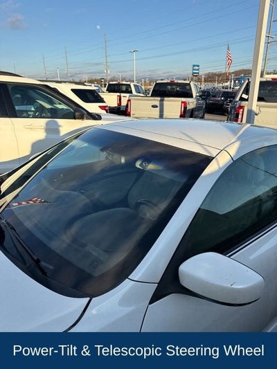 2015 INFINITI Q60 Base