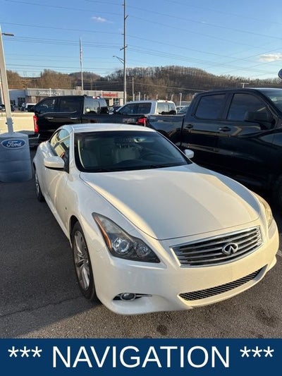 2015 INFINITI Q60 Base