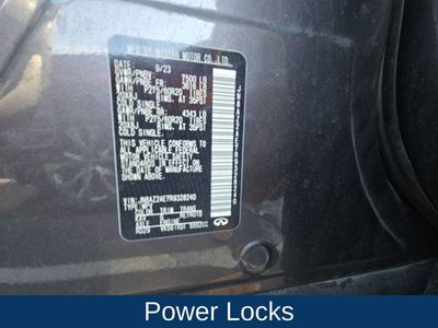 2024 INFINITI QX80 LUXE