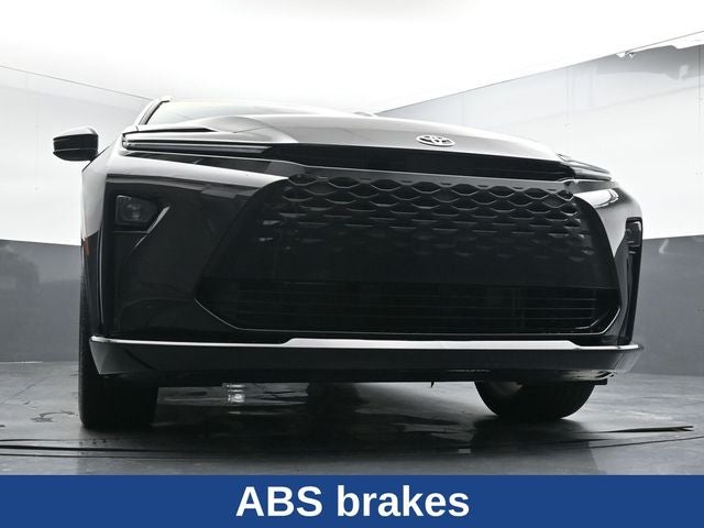 2025 Toyota Crown Signia Limited