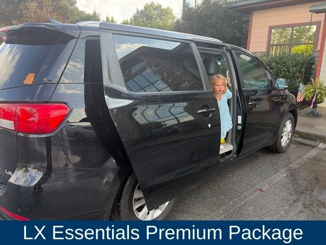 2017 Kia Sedona LX