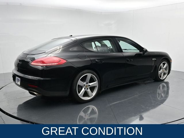 2016 Porsche Panamera 4