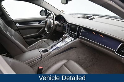 2016 Porsche Panamera 4