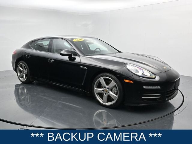 2016 Porsche Panamera 4
