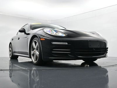 2016 Porsche Panamera 4