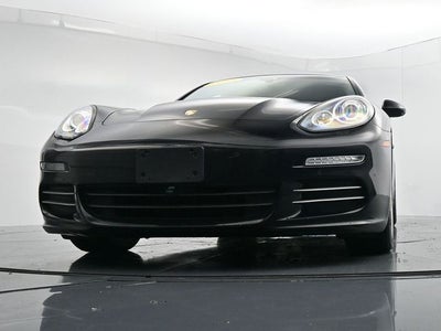 2016 Porsche Panamera 4
