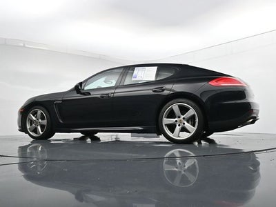 2016 Porsche Panamera 4