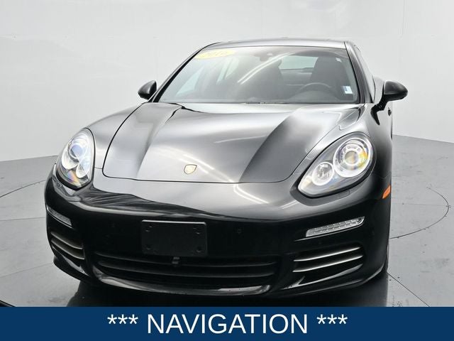 2016 Porsche Panamera 4