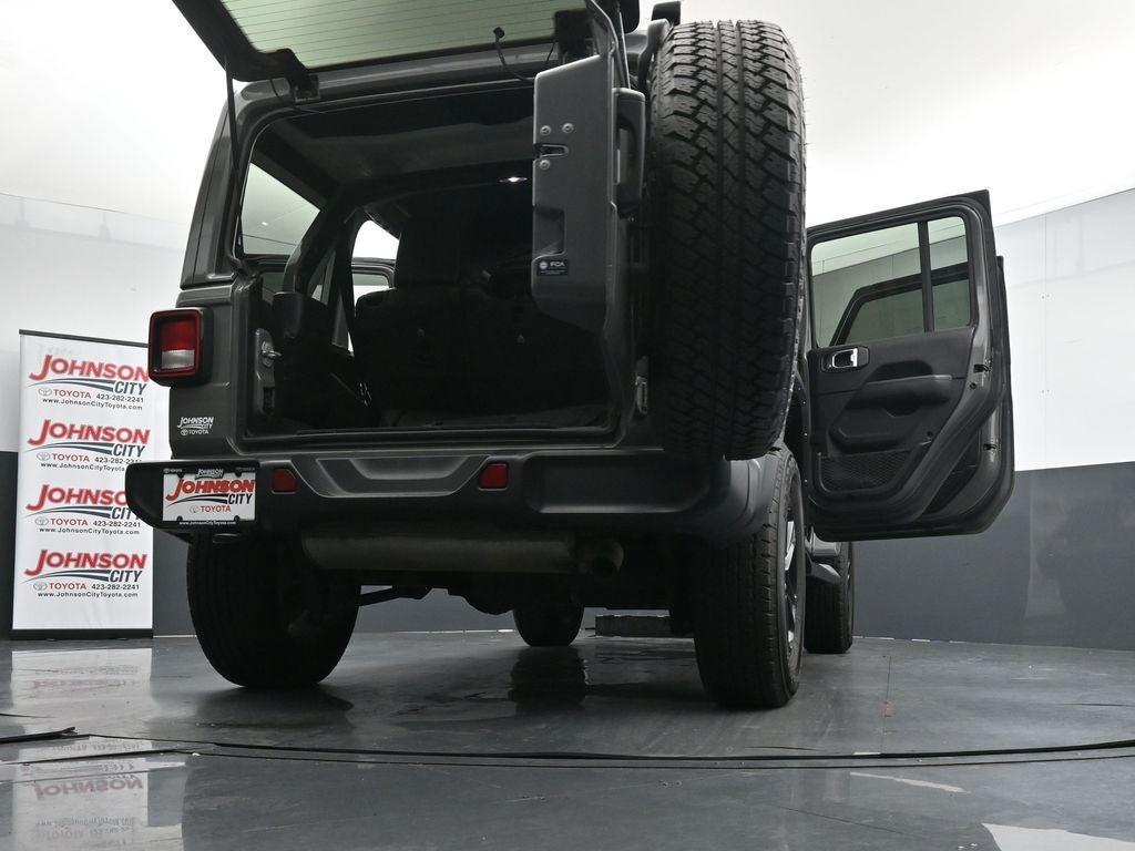 2021 Jeep Wrangler Sahara Altitude