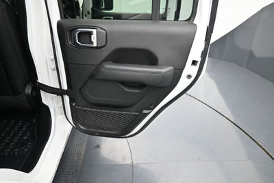 2020 Jeep Wrangler Unlimited Sahara Altitude