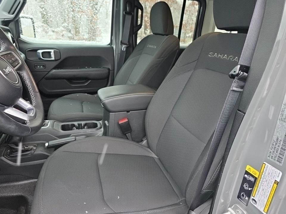 2022 Jeep Wrangler Sahara