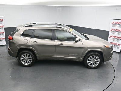 2017 Jeep Cherokee Overland