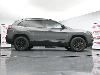 2023 Jeep Cherokee Altitude