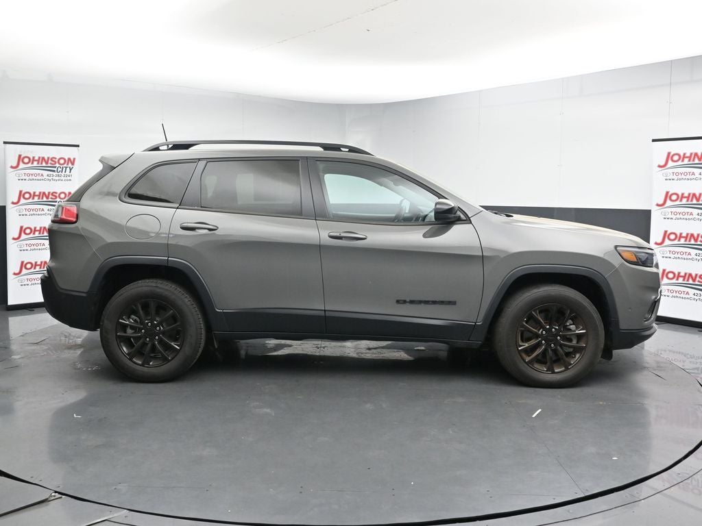 2023 Jeep Cherokee Altitude