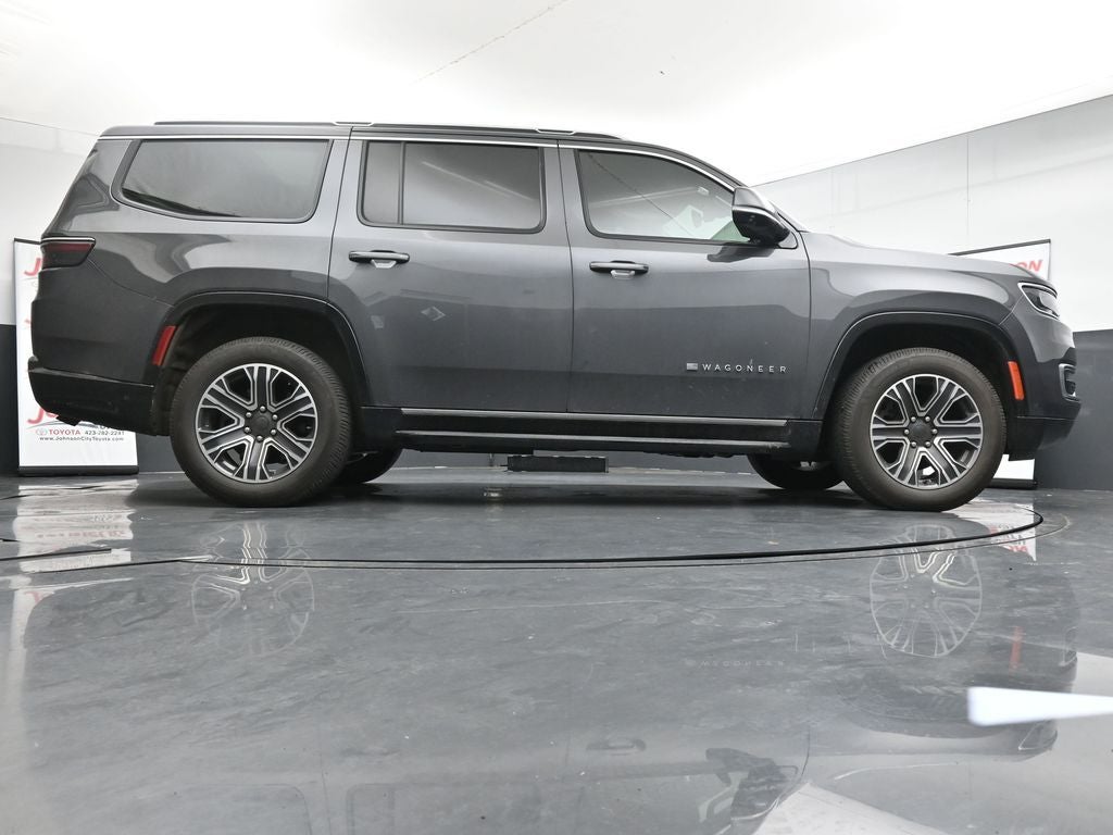 2024 Jeep Wagoneer Base