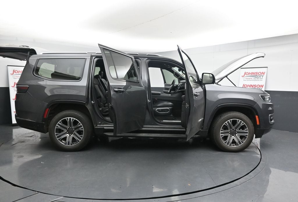2024 Jeep Wagoneer Base