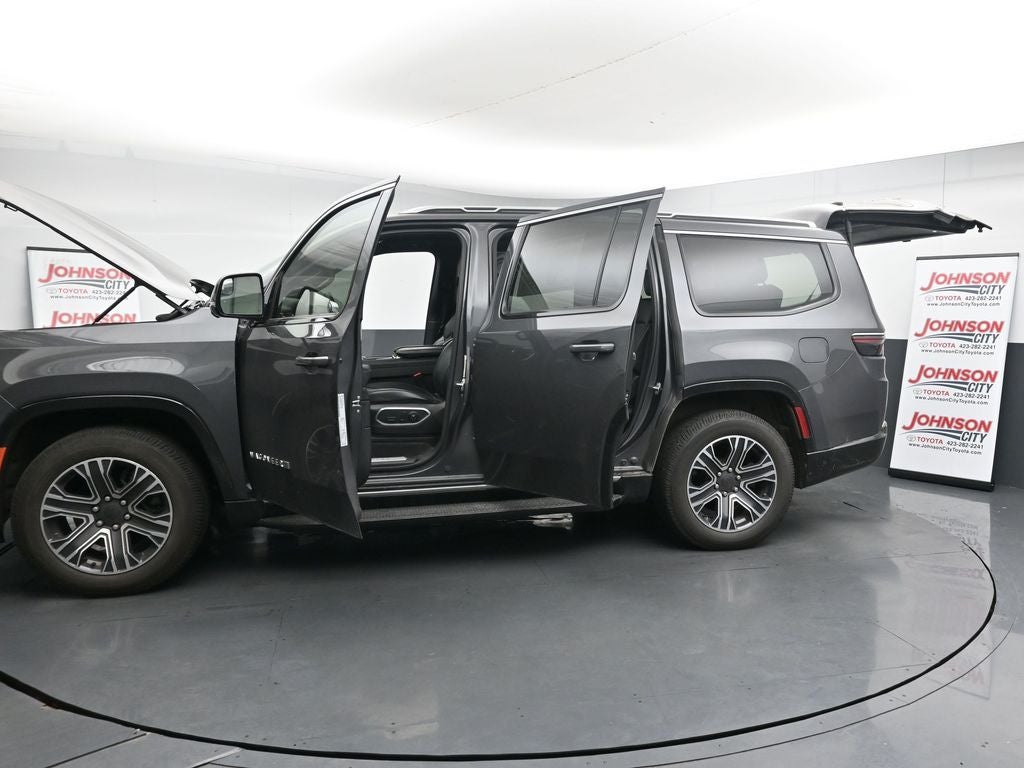 2024 Jeep Wagoneer Base