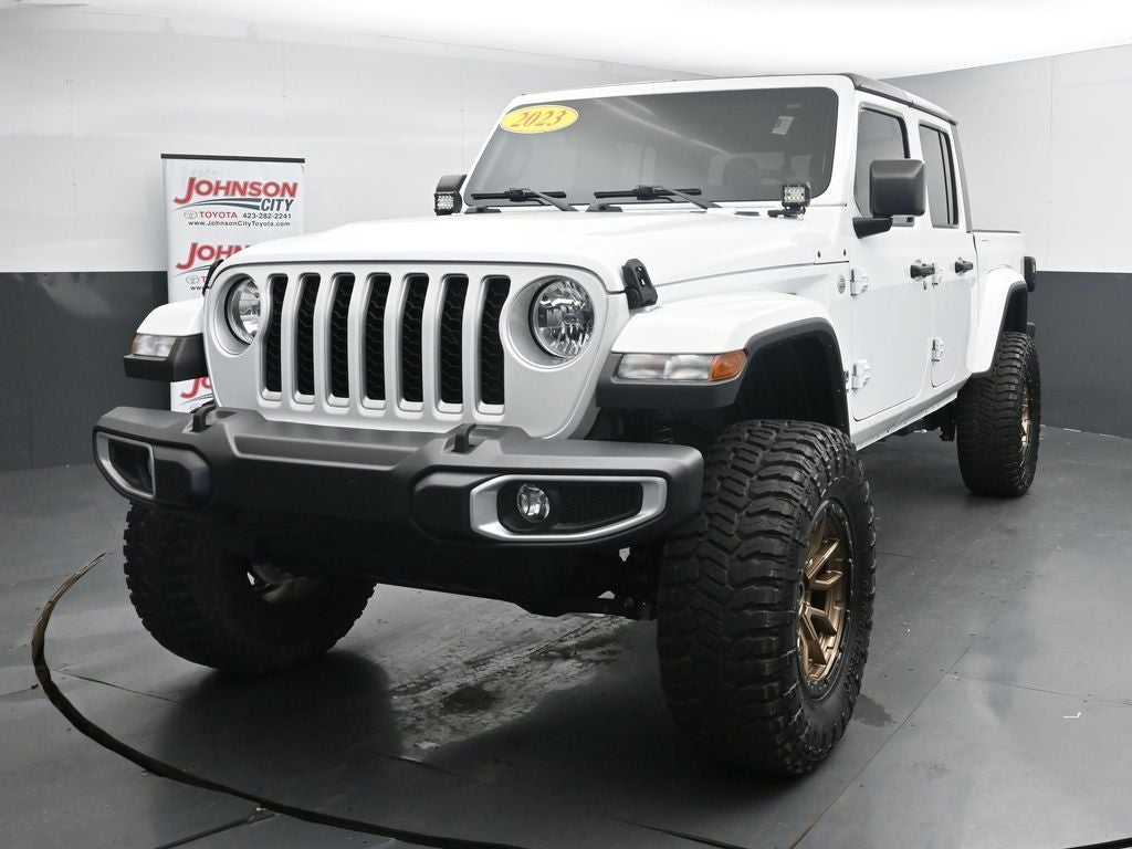 2023 Jeep Gladiator Overland