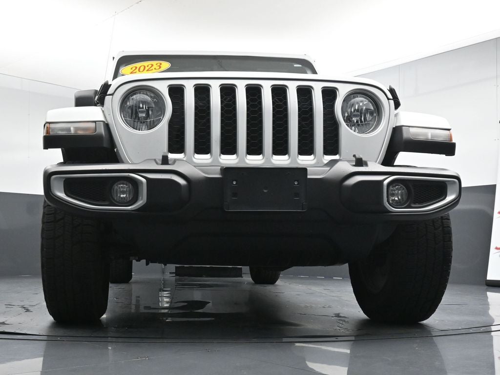 2023 Jeep Gladiator Overland