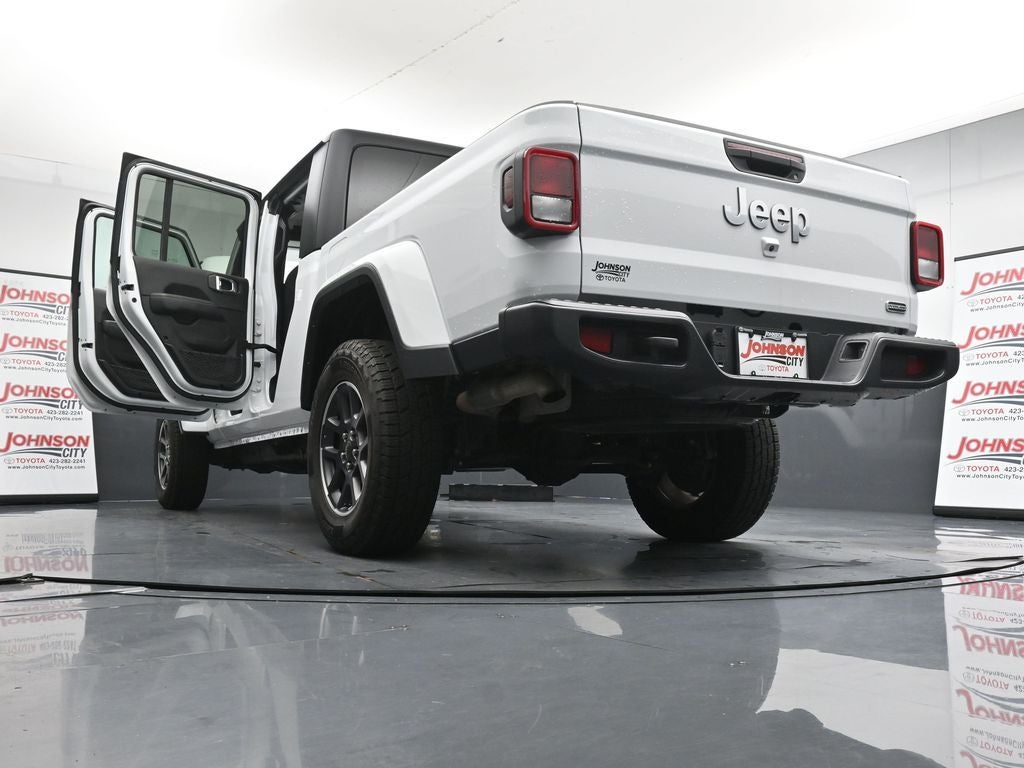 2023 Jeep Gladiator Overland