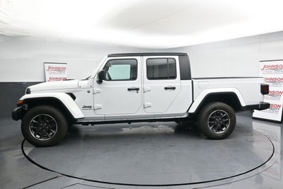 2023 Jeep Gladiator Overland