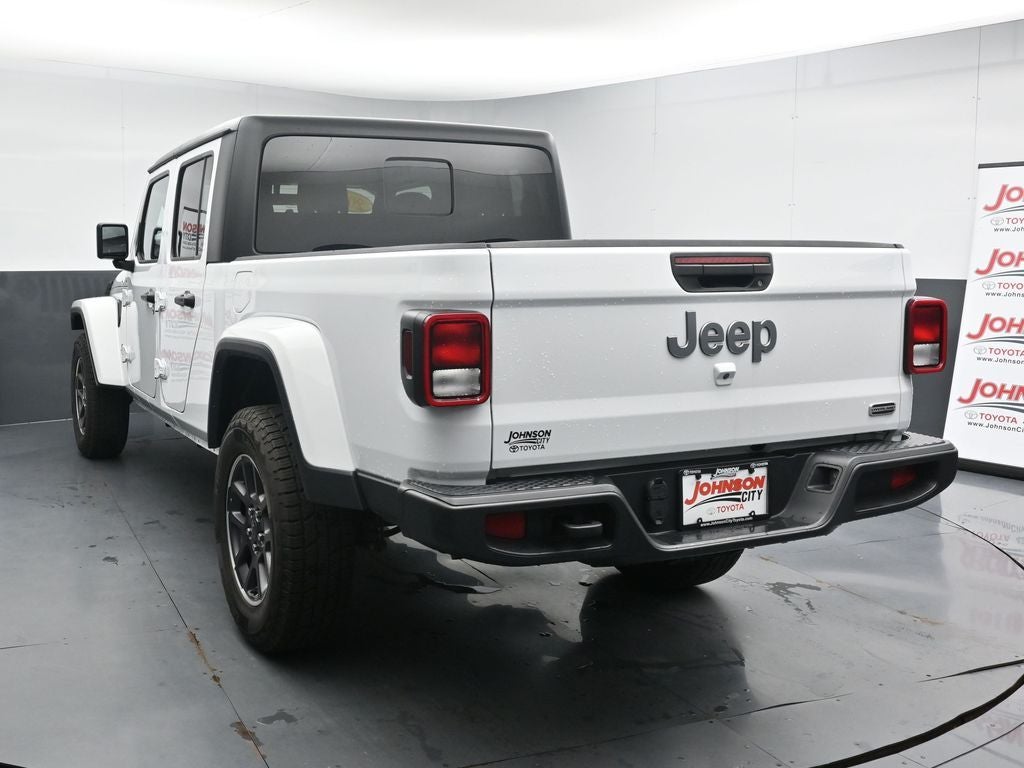 2023 Jeep Gladiator Overland
