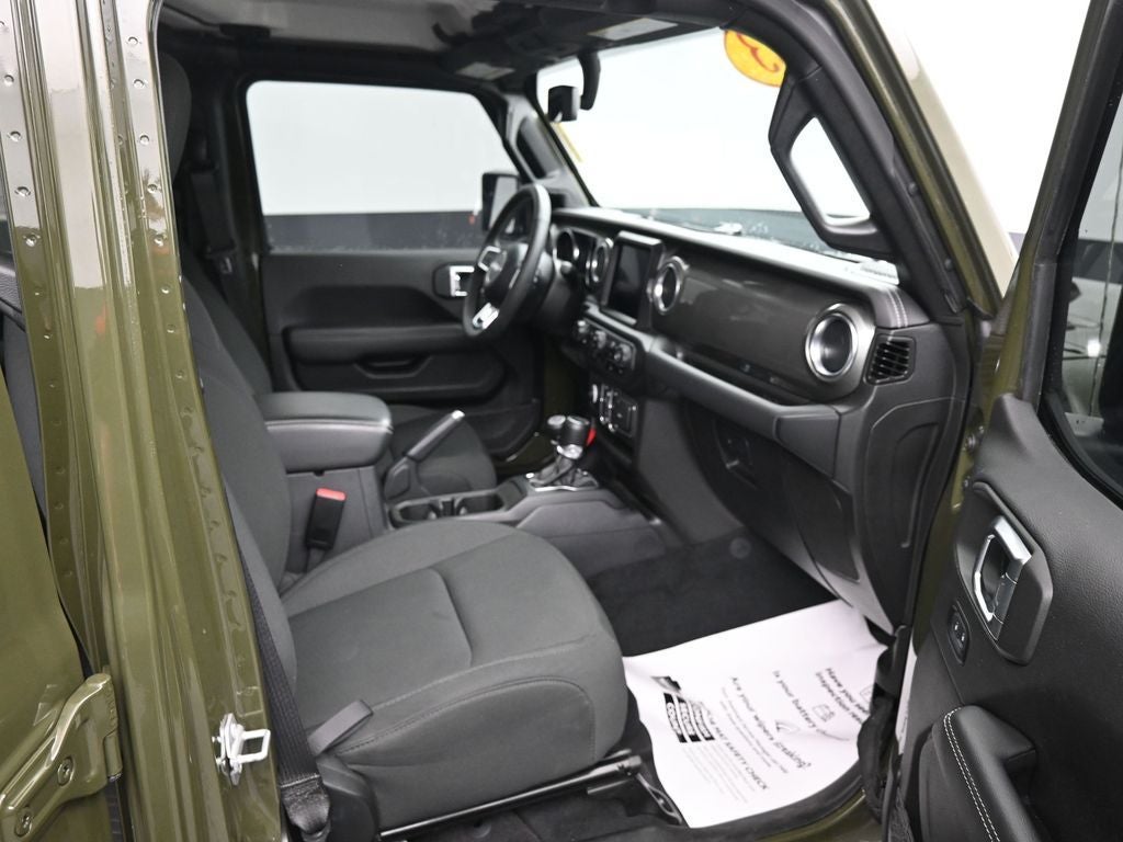 2023 Jeep Gladiator Overland