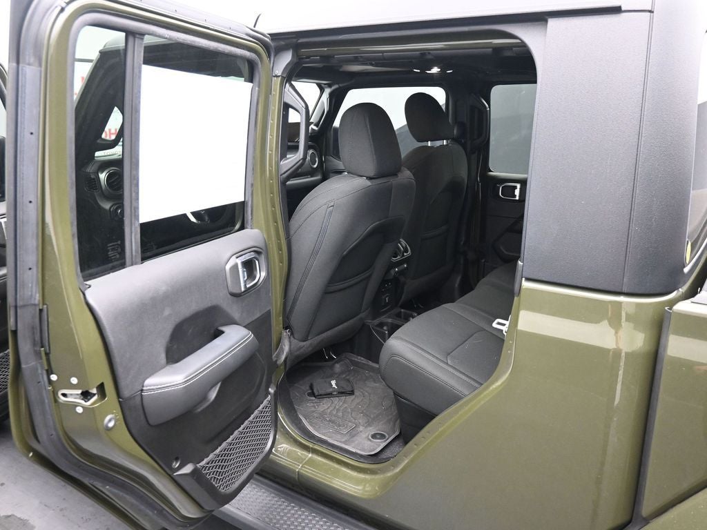 2023 Jeep Gladiator Overland